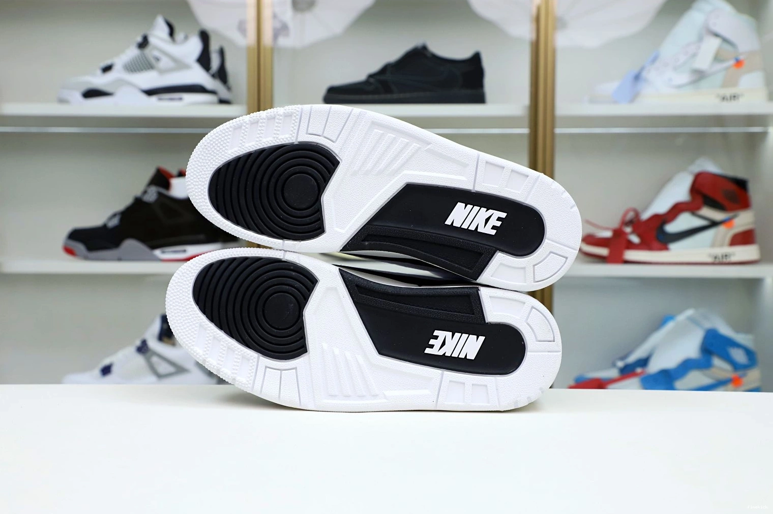 AIR 3 DESIGN RETRO 'WHITE' JORDAN X FRAGMENT SP 1227
